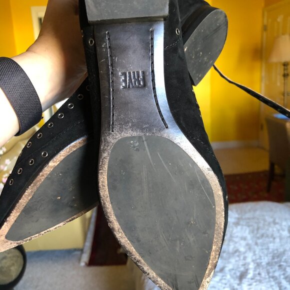 FRYE Women's Sienna Grommet Ankle Ballet Flats, 8.5 - Picture 5 of 6